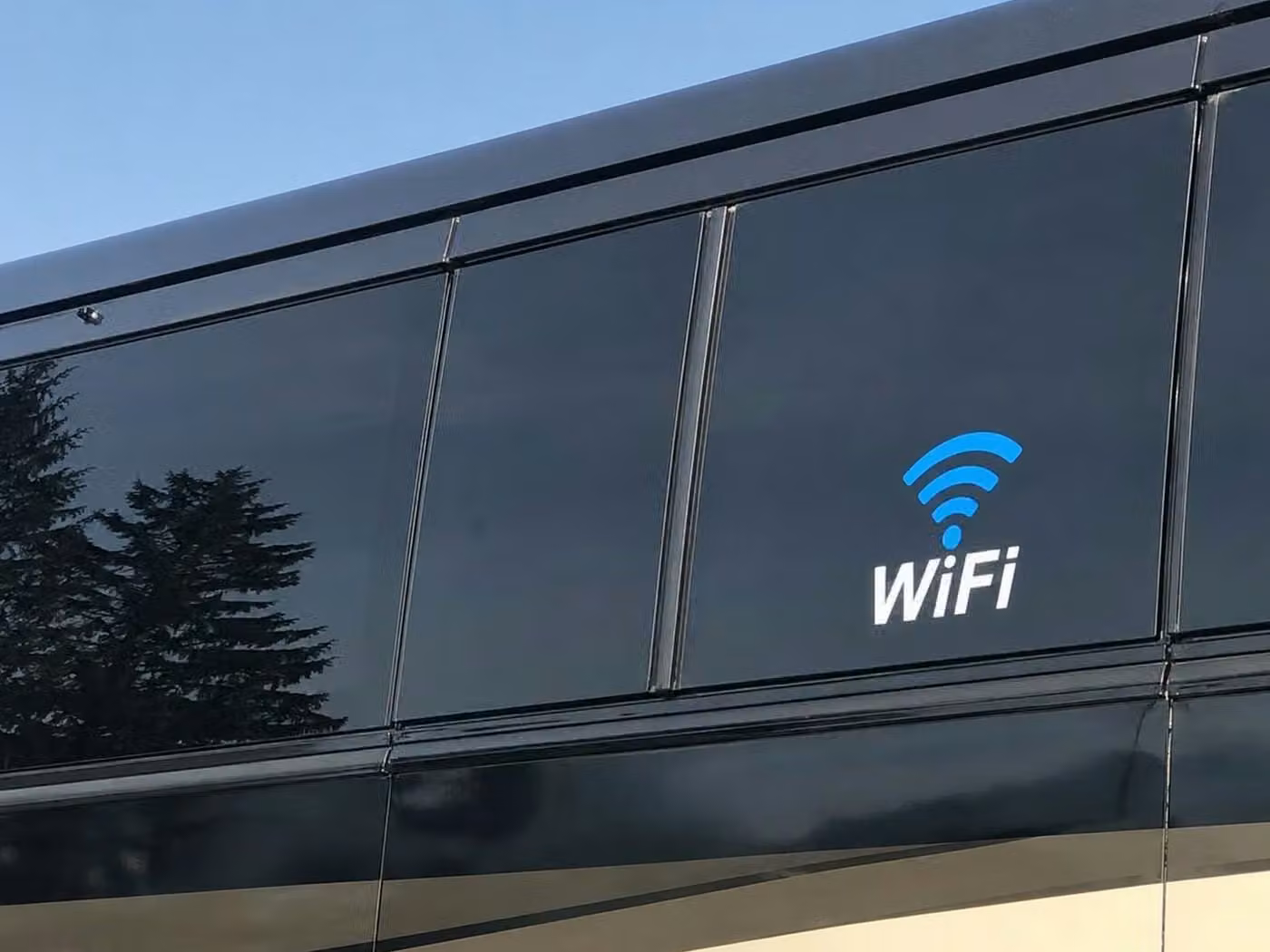 northglenn 20 passenger minibus wifi