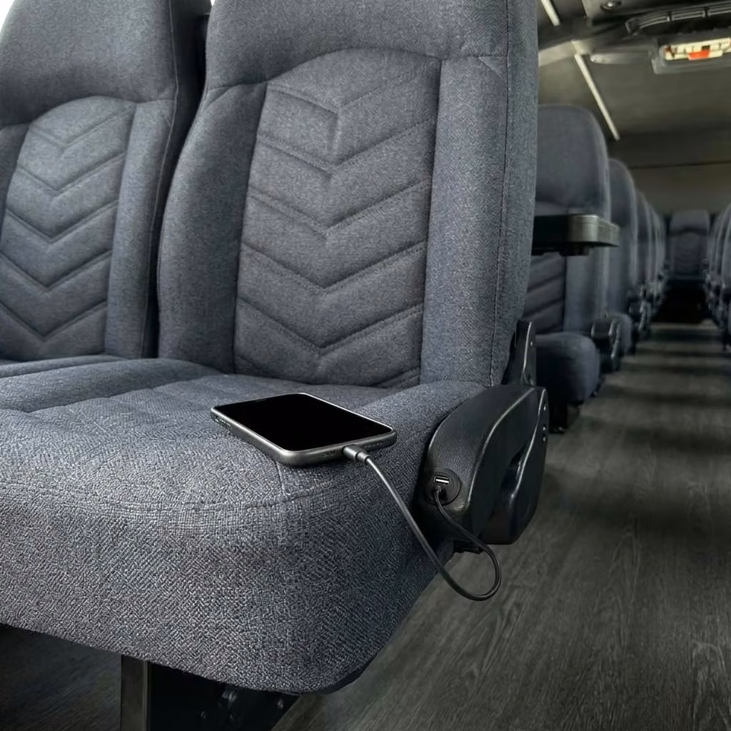 northglenn 25 passenger minibus usb charging
