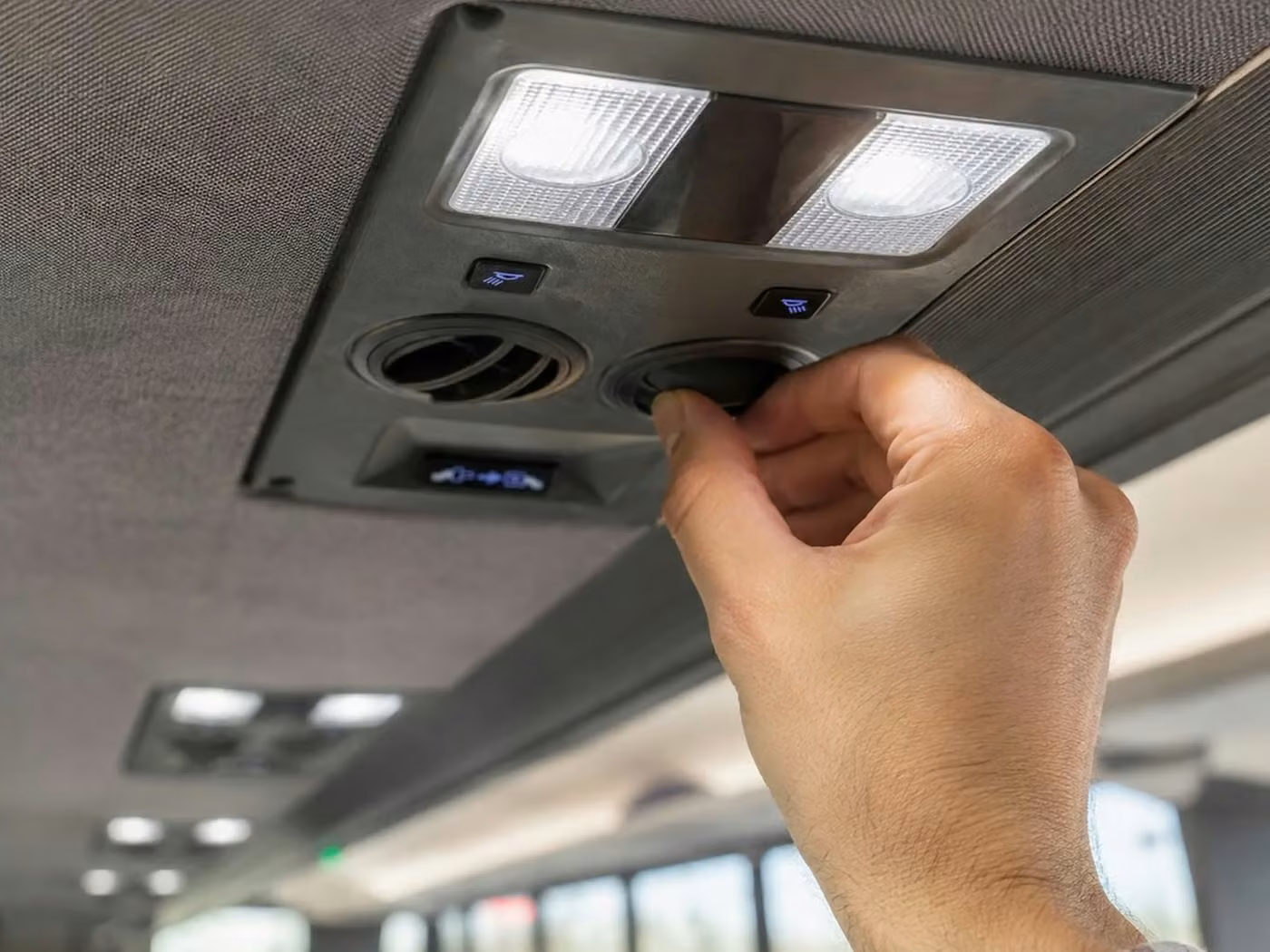 northglenn 35 passenger minibus air conditioning