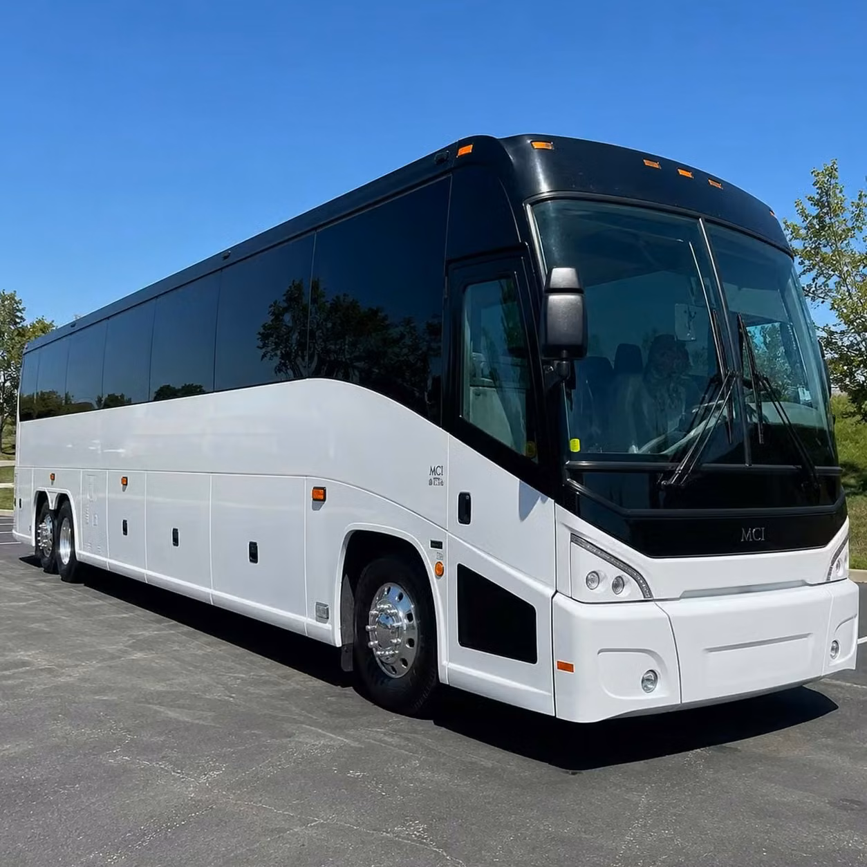 northglenn modern motorcoach rentals for corporate events and retreats